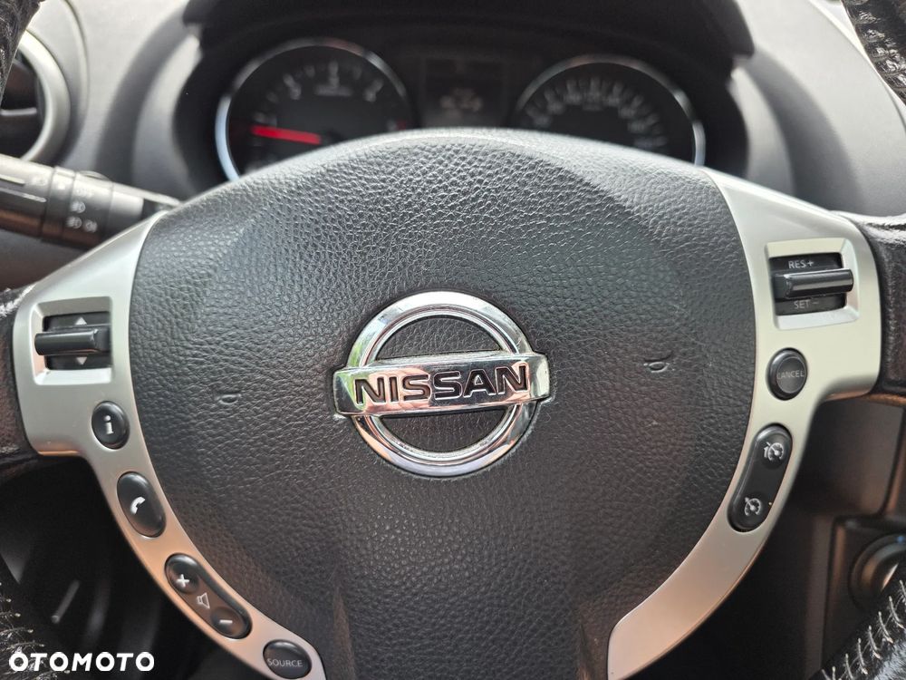 Nissan Qashqai 2.0 dCi 4x4 Tekna Premium - 24