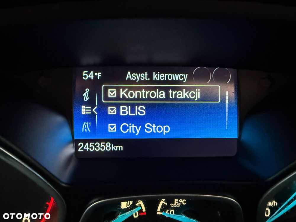 Ford Grand C-MAX - 27