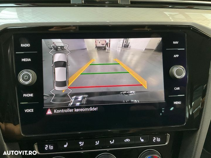 Volkswagen Passat - 9