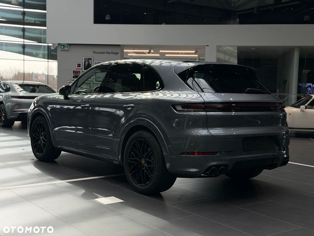Porsche Cayenne Black Edition - 4