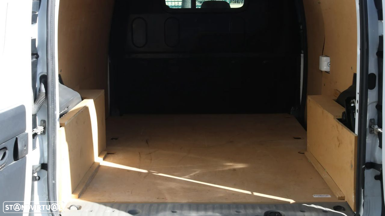 Renault Kangoo 1.5DCI BUSINESS MAXI LONGA - 8