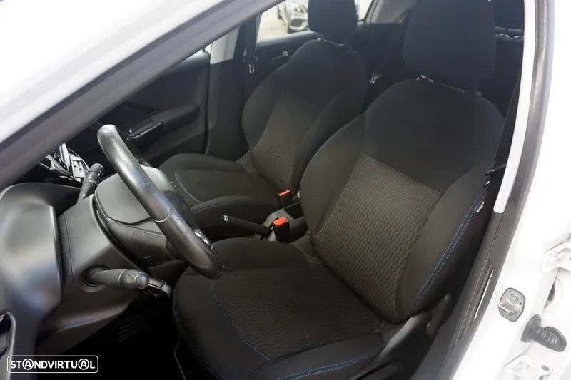 Peugeot 208 1.5 BlueHDi Signature - 10