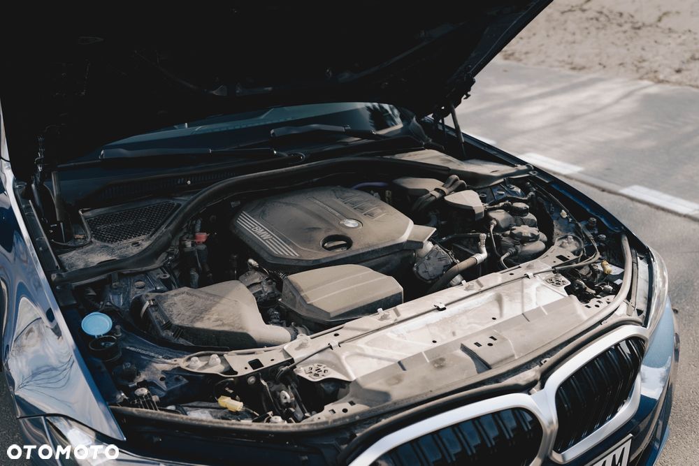 BMW Seria 3 - 16