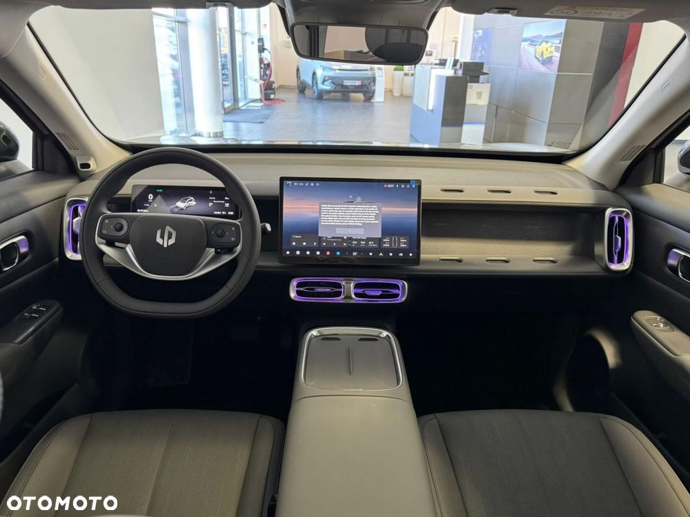 Leapmotor B10 - 12