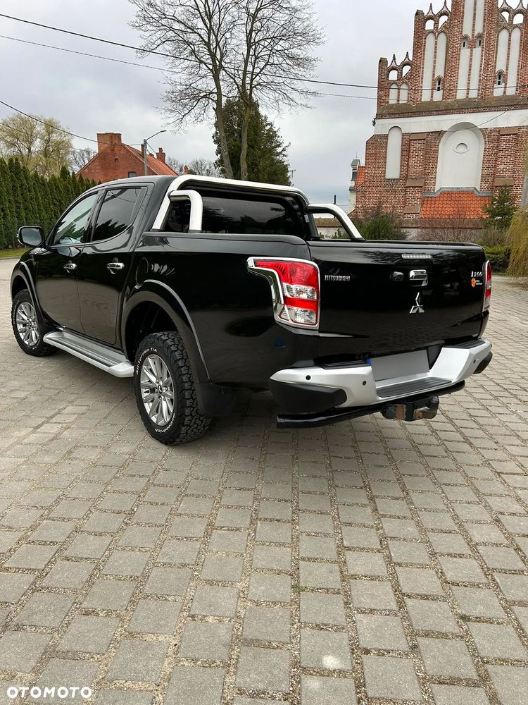 Mitsubishi L200 2.4 d DC Instyle Premiere Edition - 3