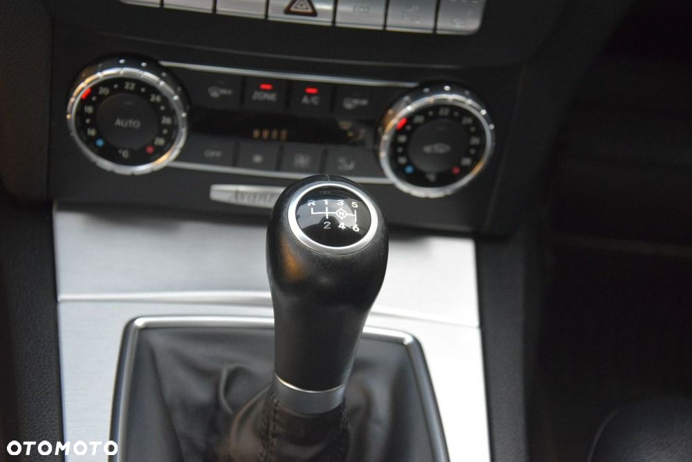 Mercedes-Benz Klasa C - 31