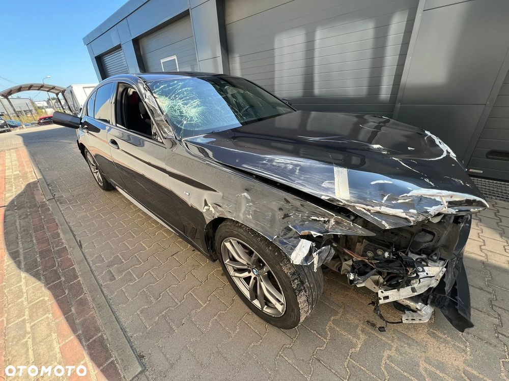 BMW Seria 5 520d - 5