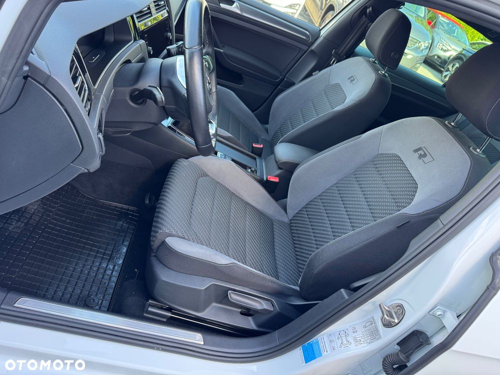 Volkswagen Golf 1.4 TSI BMT Highline - 19