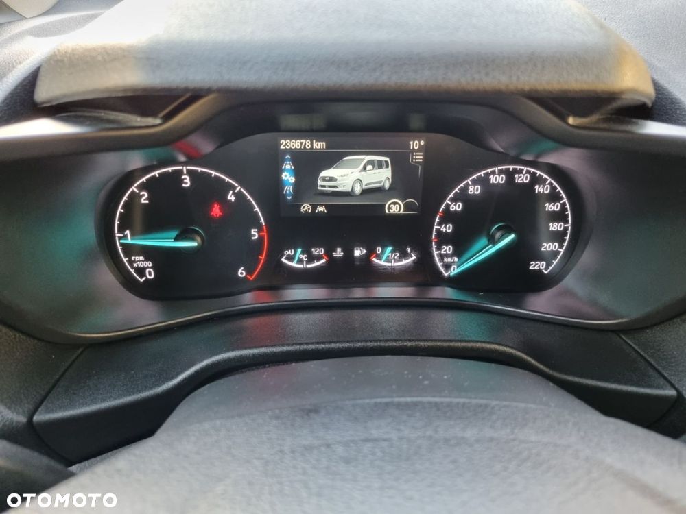 Ford Tourneo Connect Grand - 10