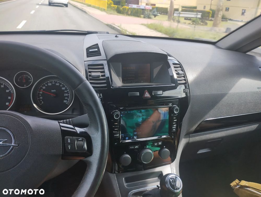 Opel Zafira 1.8 Cosmo - 17