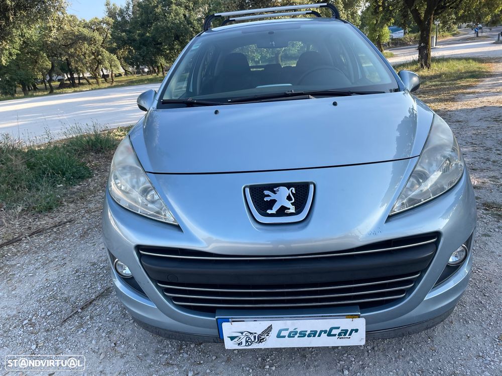 Peugeot 207 1.6 HDi Premium - 1