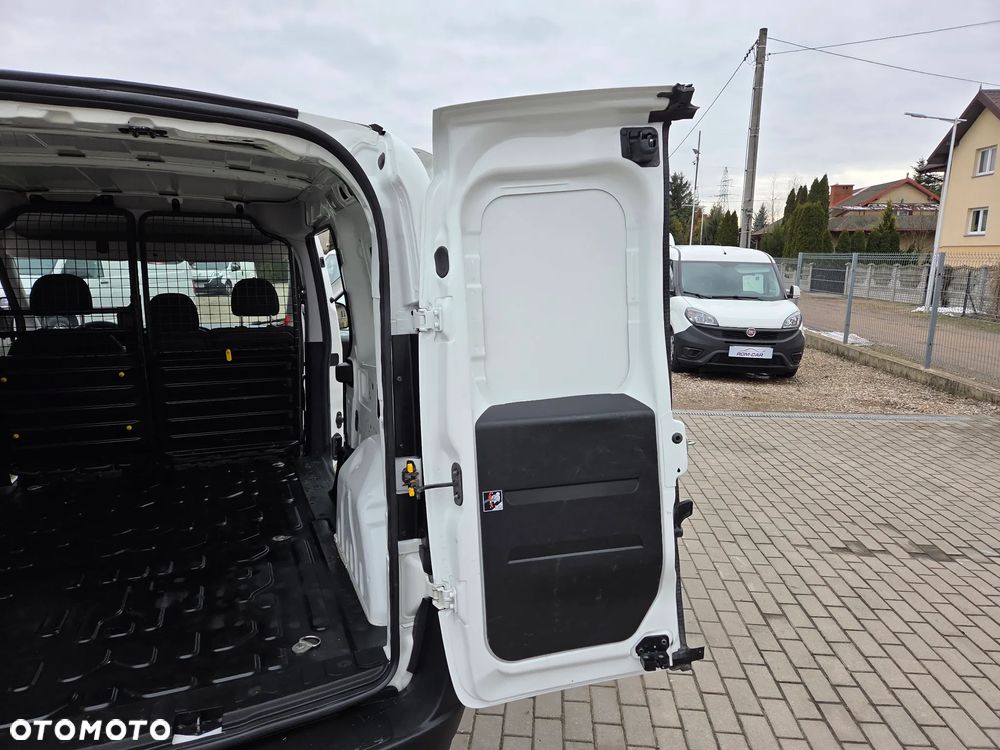 Fiat Doblo Kombi Active - 16