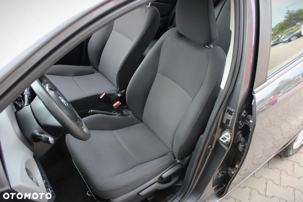 Toyota Yaris 1.0 Active - 17