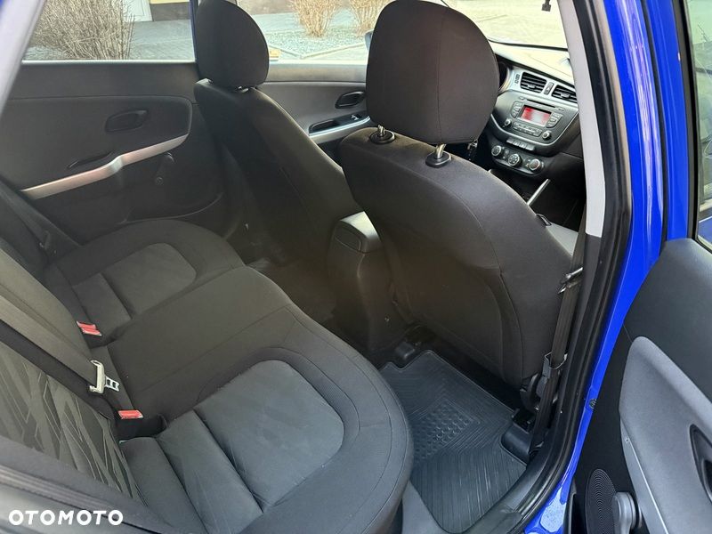Kia Ceed 1.4 CRDi 90 Edition 7 - 13