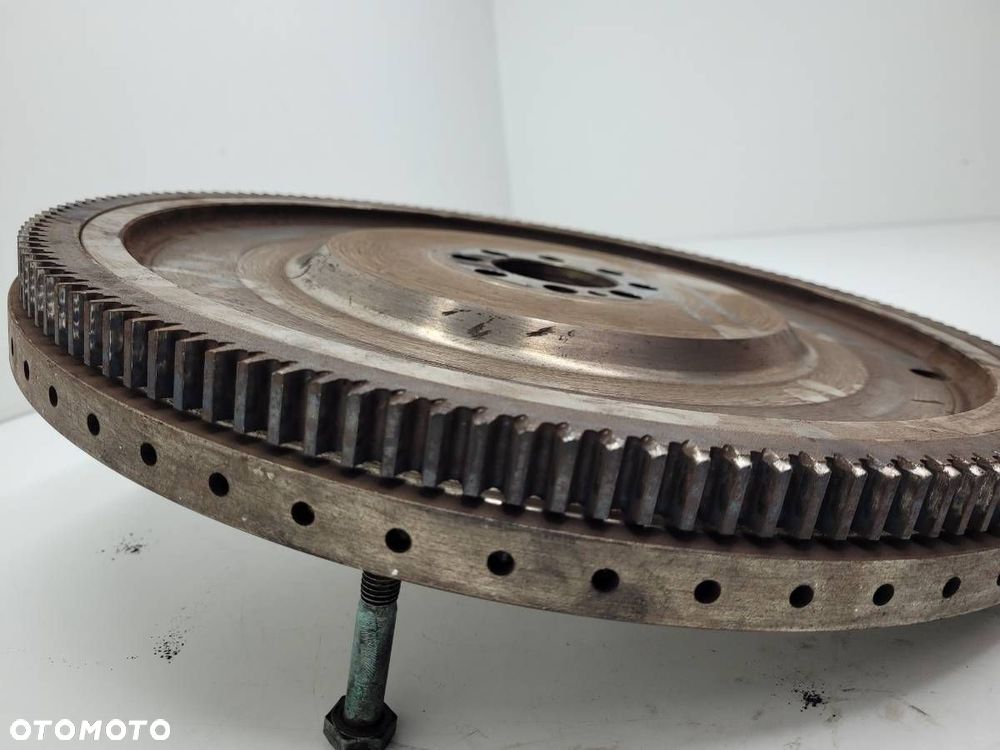 KOŁO ZAMACHOWE MAN TGL I 8.220 EURO 5 - 3