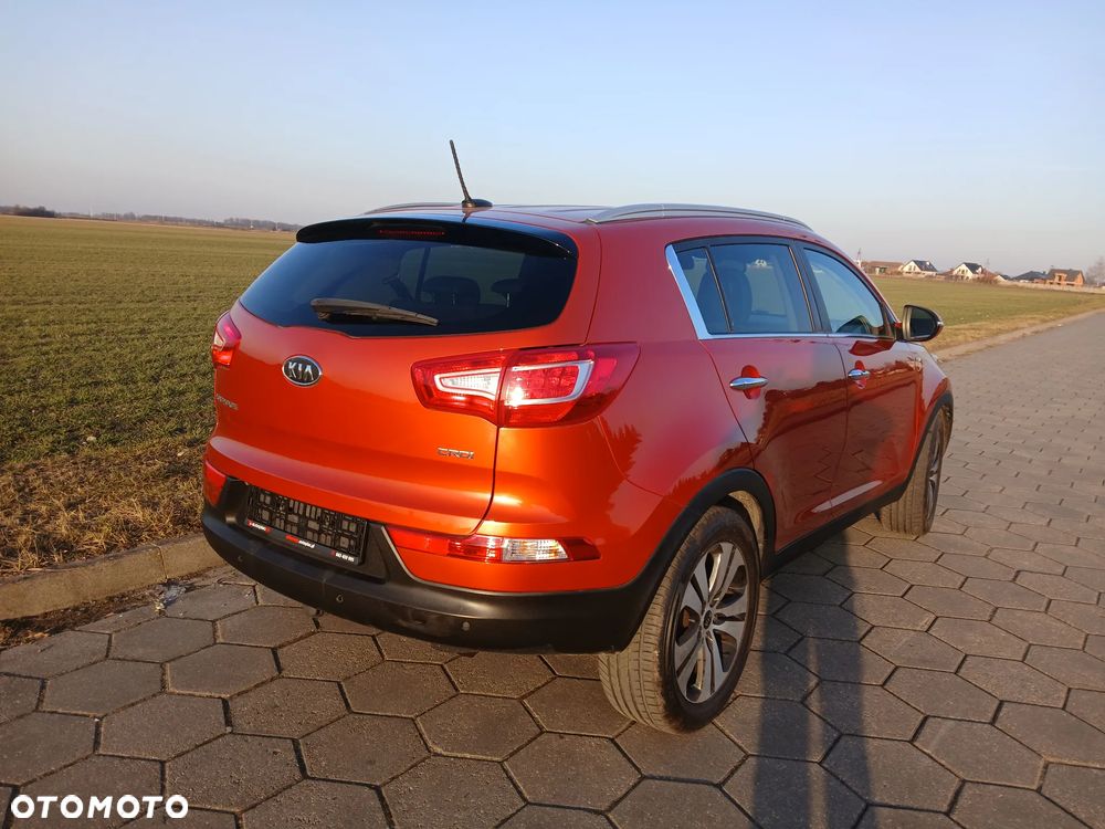 Kia Sportage 2.0 CRDI 4WD Automatik Fifa World Cup Edition - 28