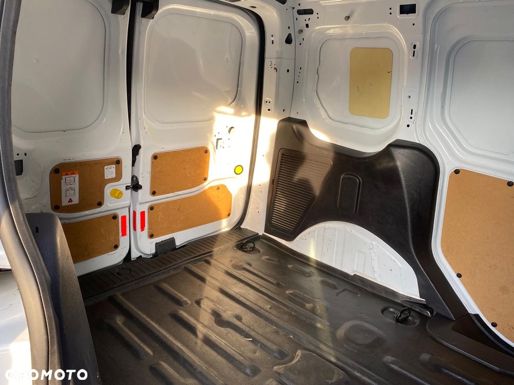 Ford CONNECT - 25