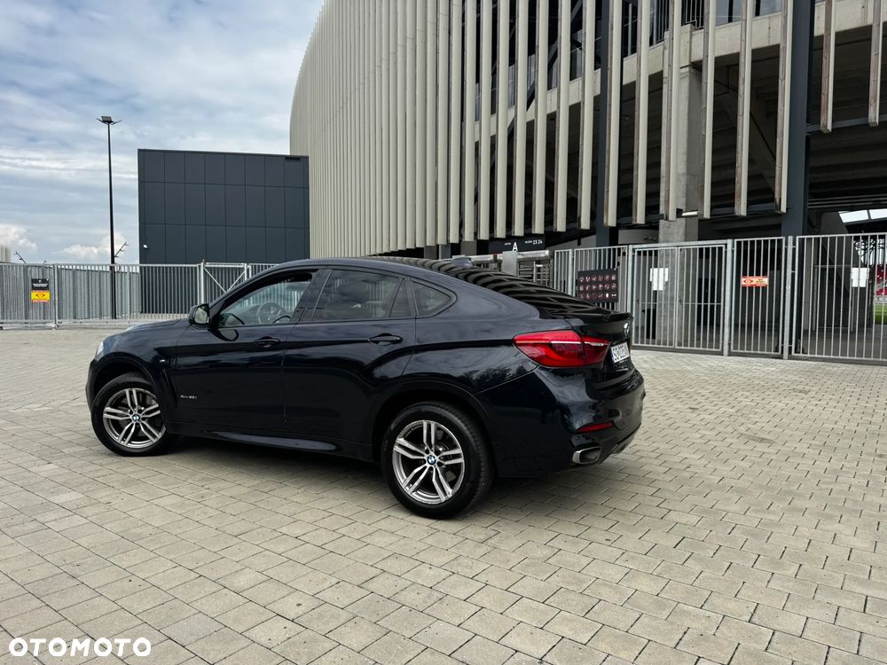 BMW X6 xDrive50i - 7