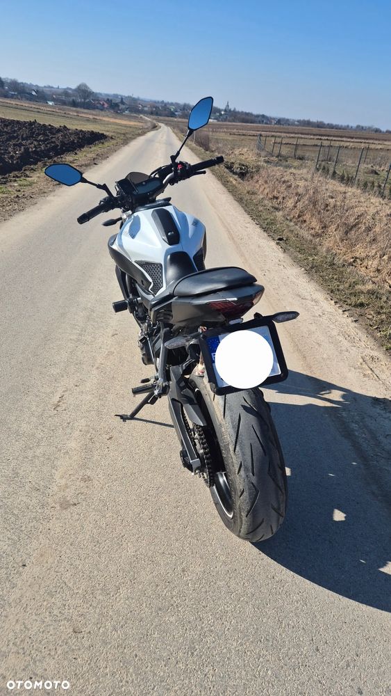 Yamaha MT - 5