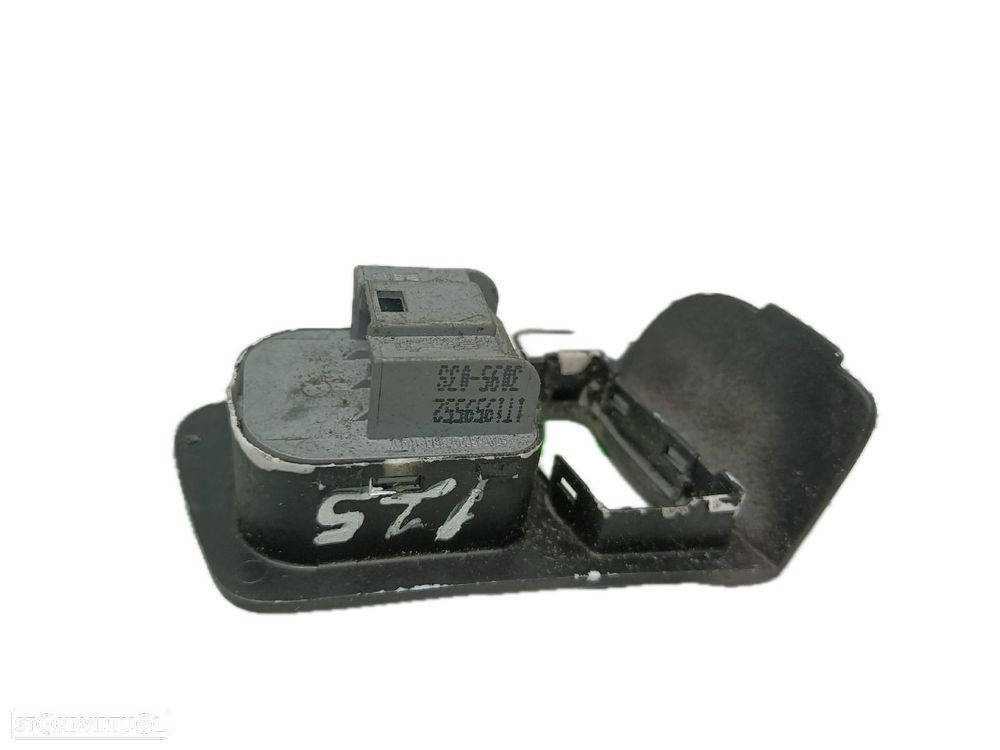 Botão / Comando Regulador De Espelhos Volkswagen Caddy Iii Caixa (2Ka, - 4