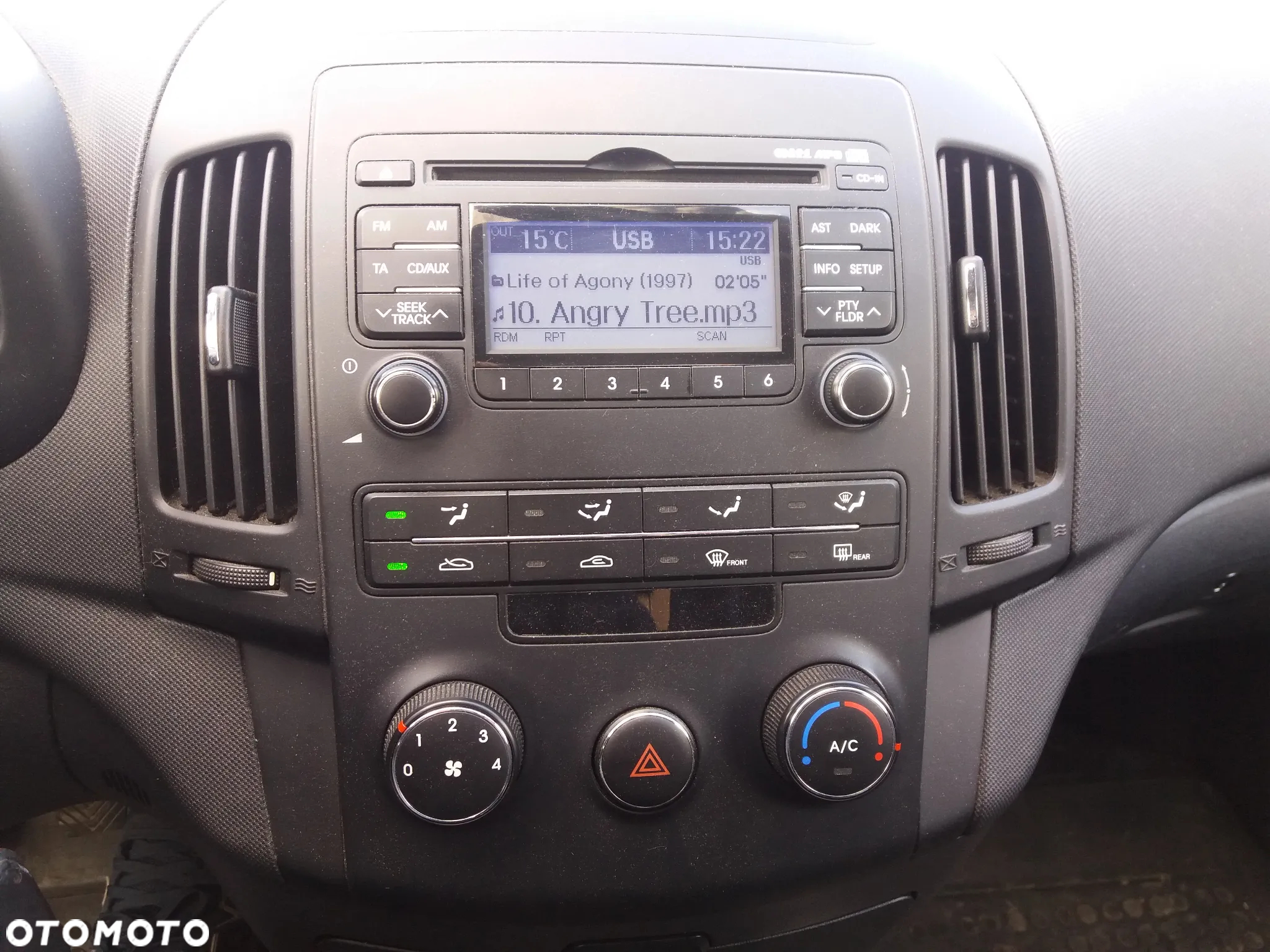 Hyundai i30 i30cw 1.4 FIFA WM Edition - 12