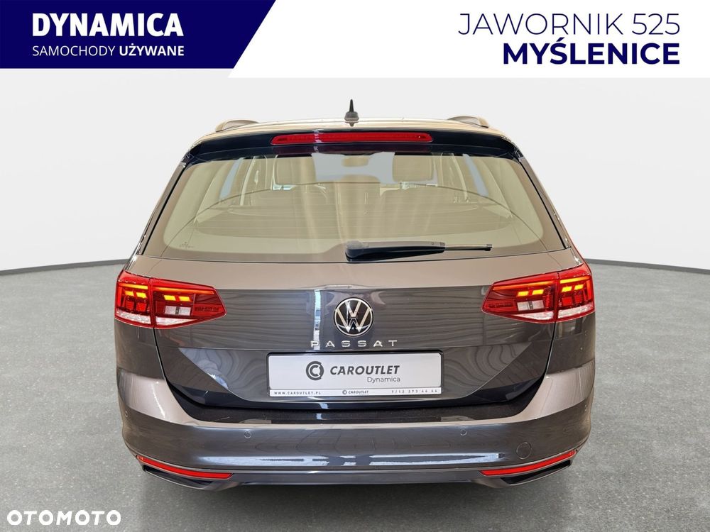 Volkswagen Passat Variant - 8