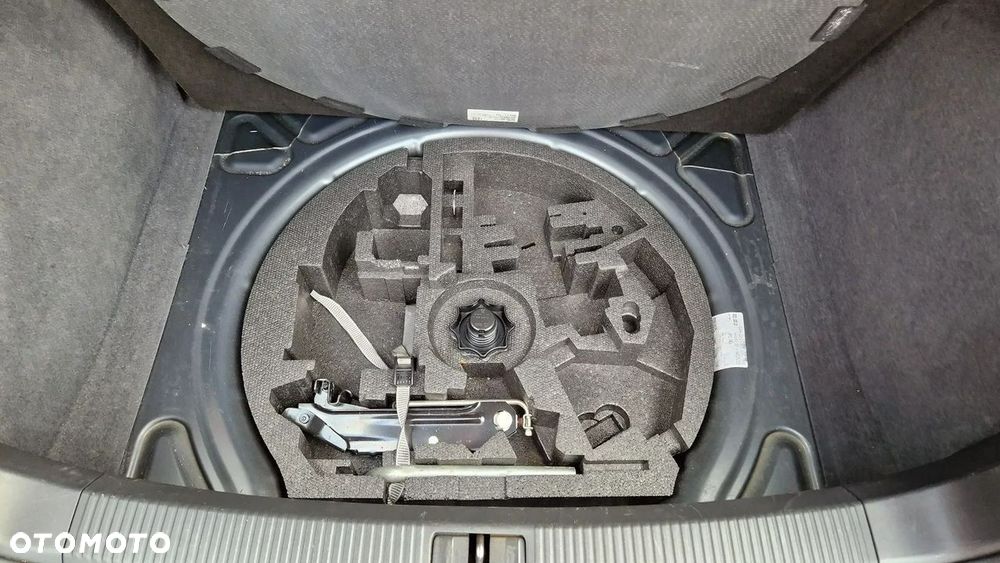 Audi A3 3-drzwiowe 1.6 TDI Attraction - 11