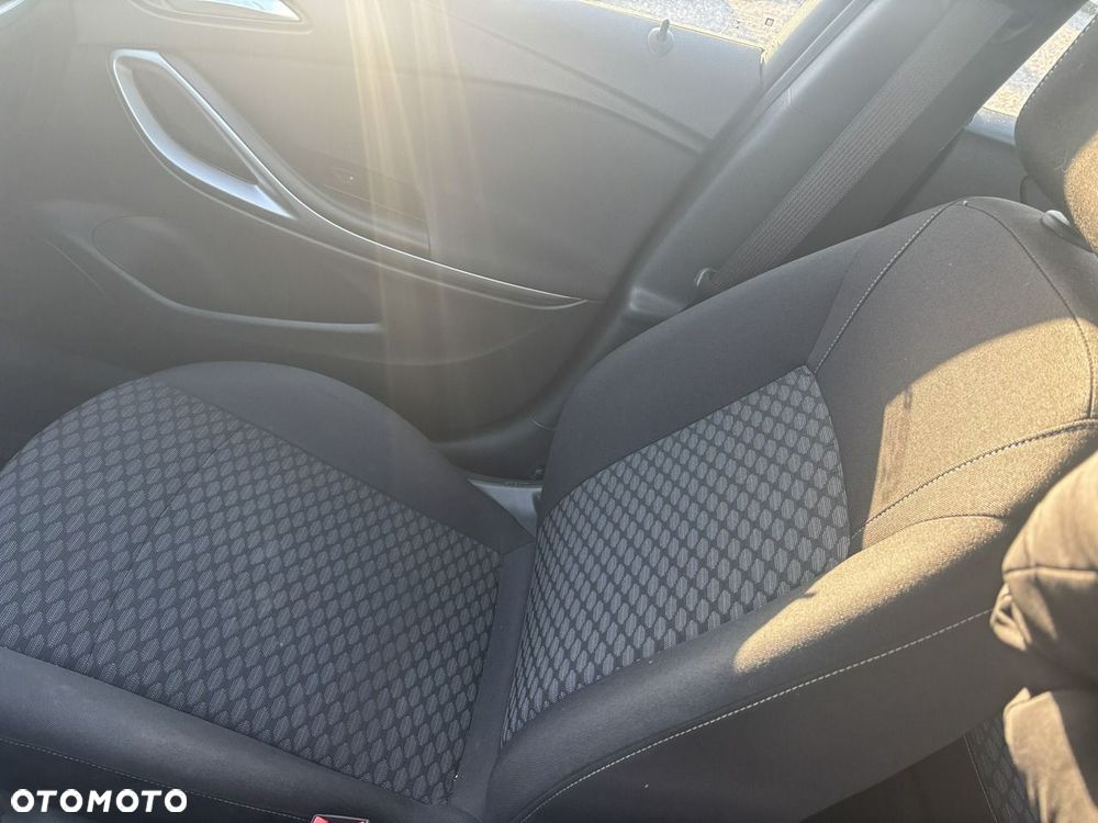 Opel Astra - 25