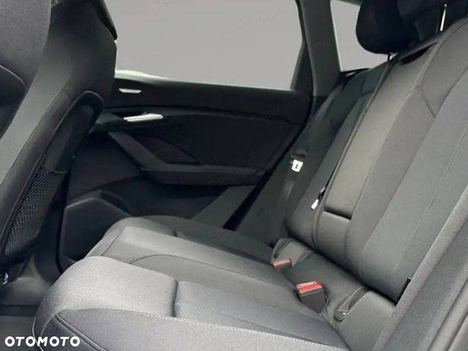 Audi Q6 e-tron - 14