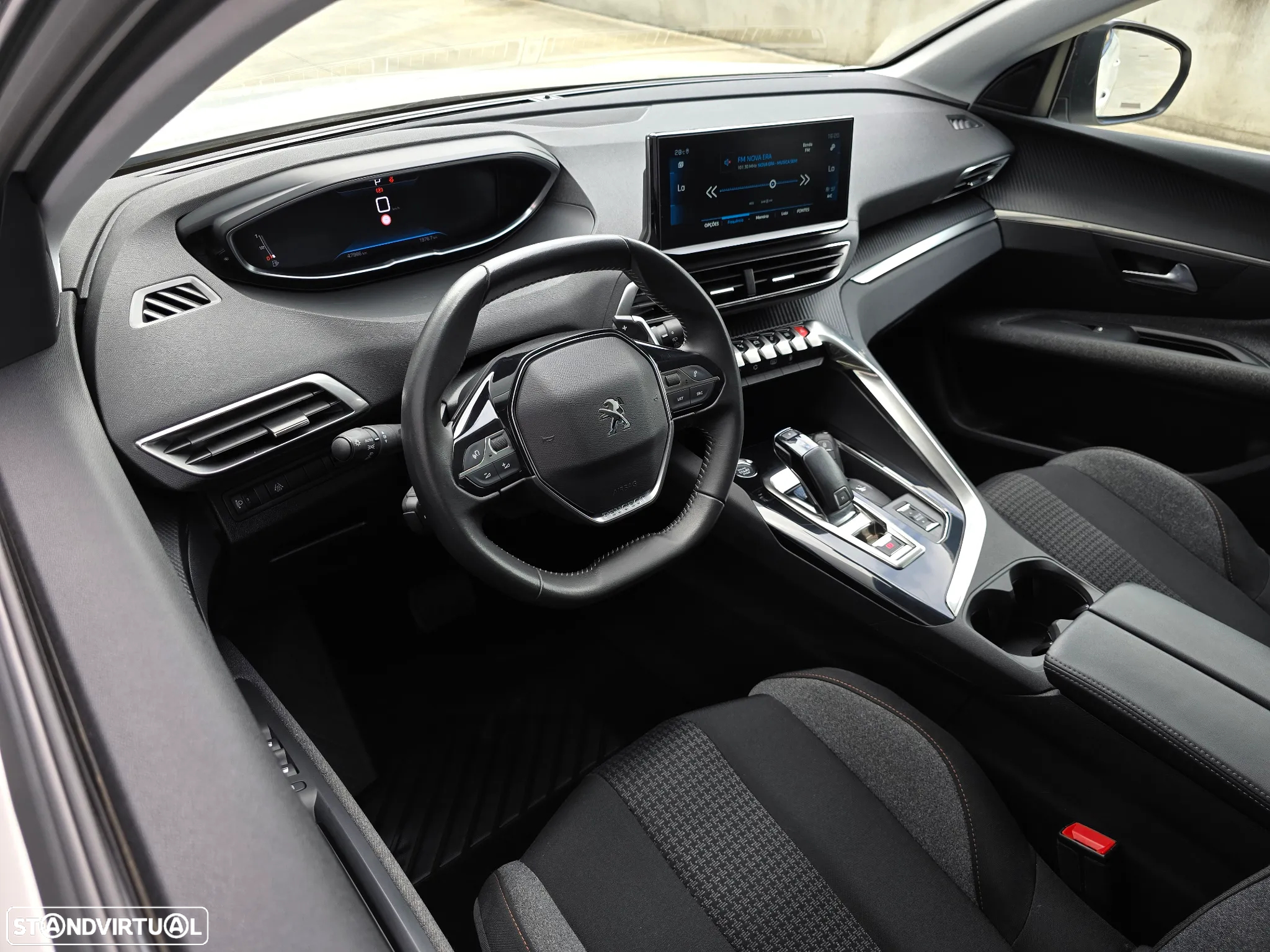 Peugeot 3008 PureTech 130 Stop & Start GPF EAT8 Allure Pack - 13