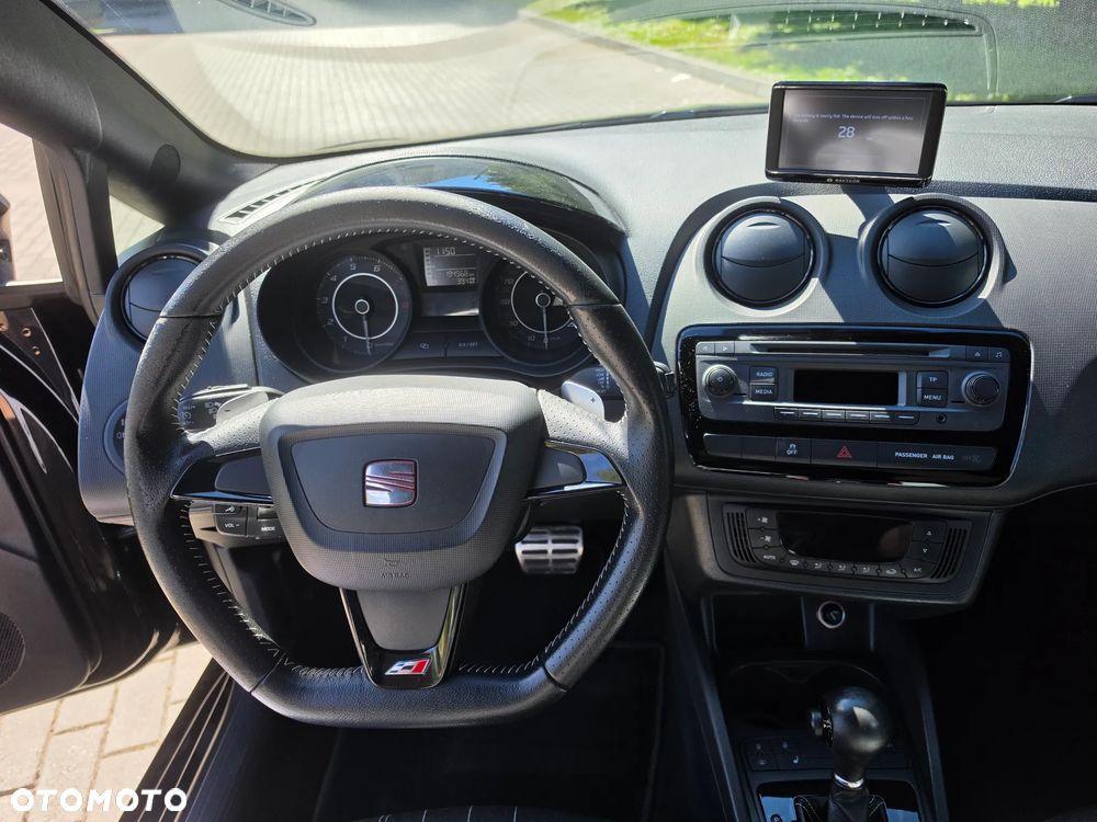 Seat Ibiza SC 1.4 TSI Cupra DSG - 10