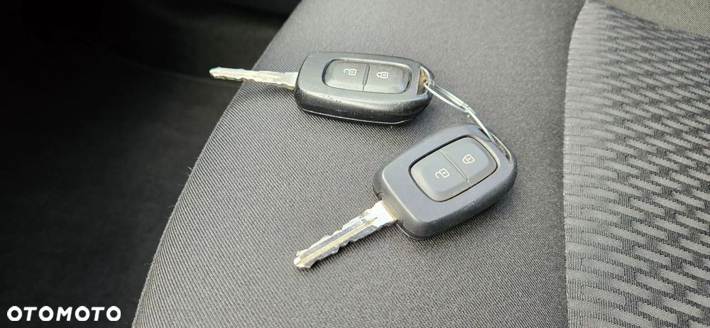 Dacia Logan - 32