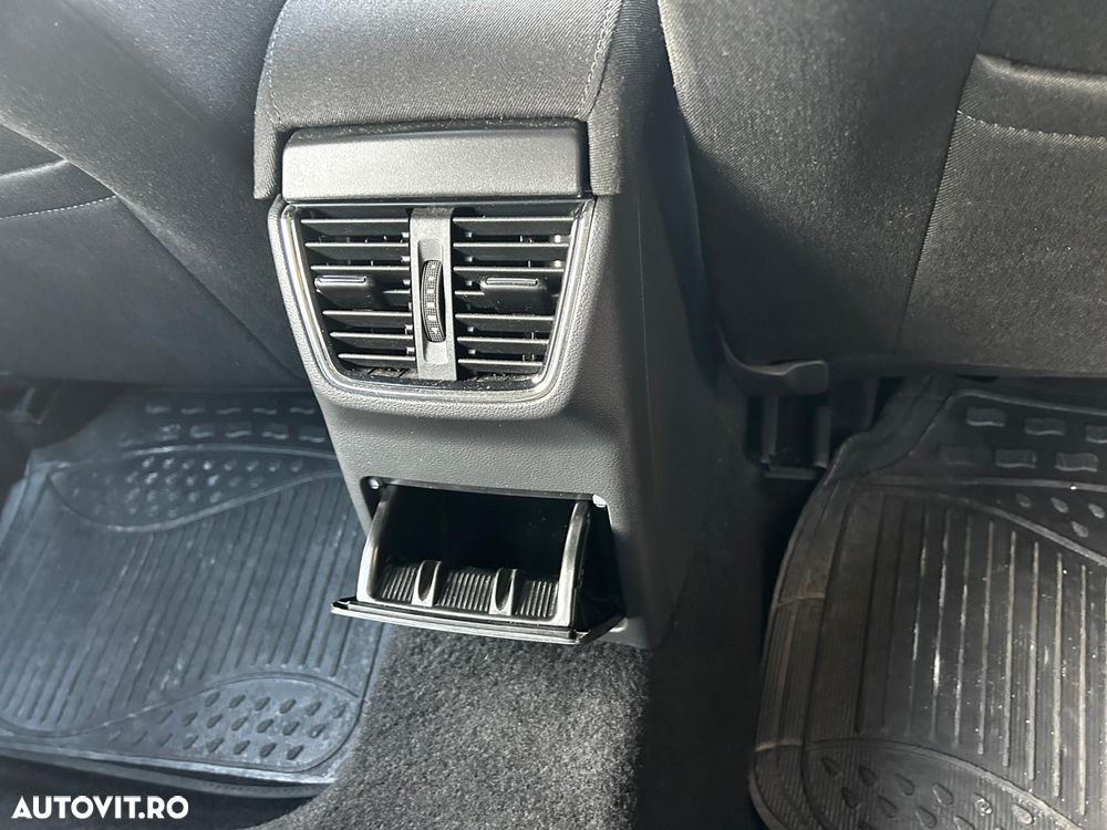 Skoda Octavia Combi 1.6 TDI Drive - 8