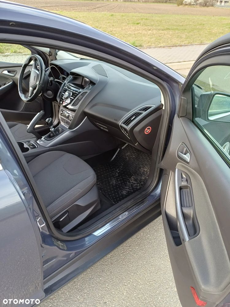 Ford Focus - 11