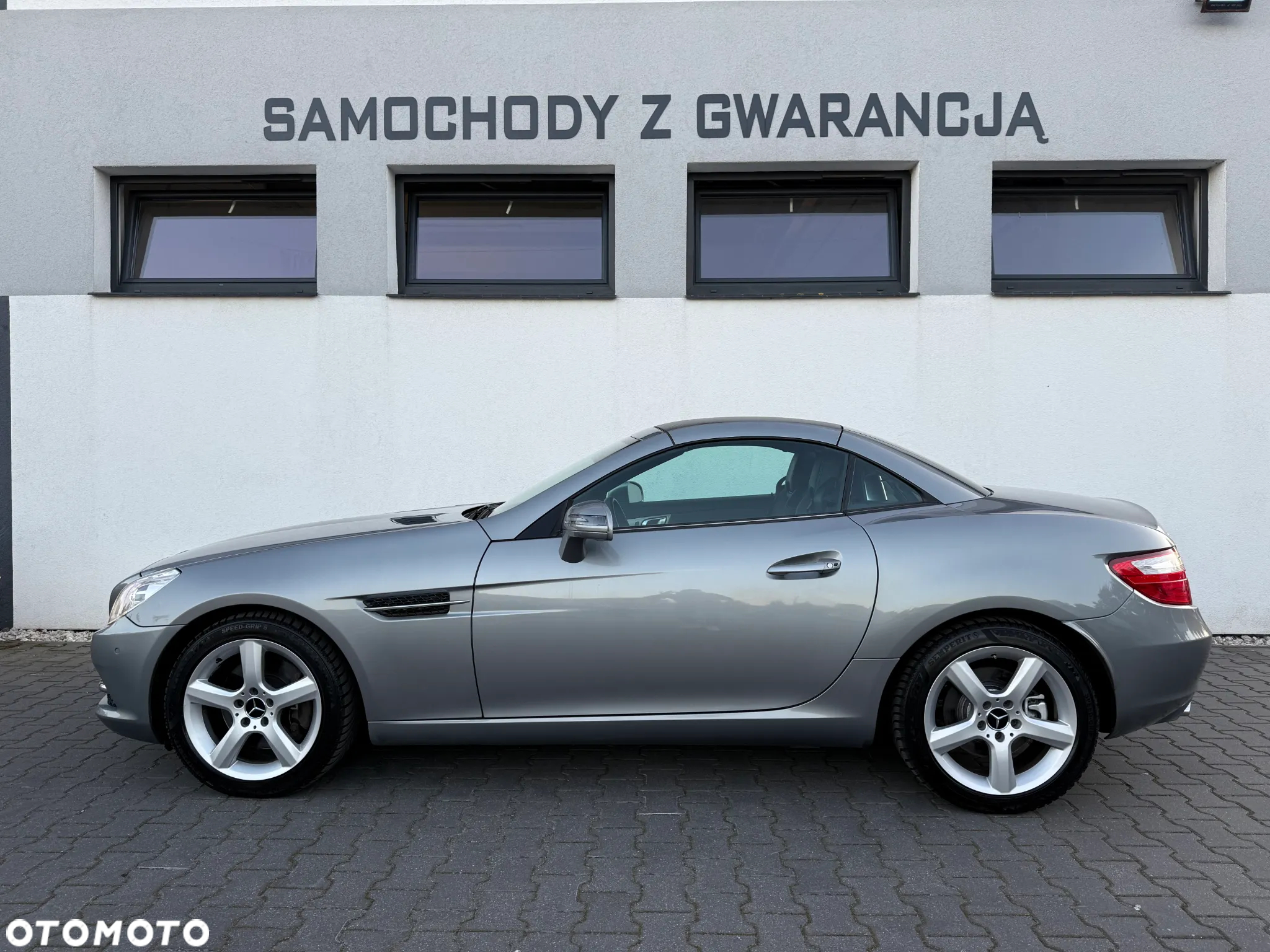 Mercedes-Benz SLK 250 (BlueEFFICIENCY) 7G-TRONIC - 10