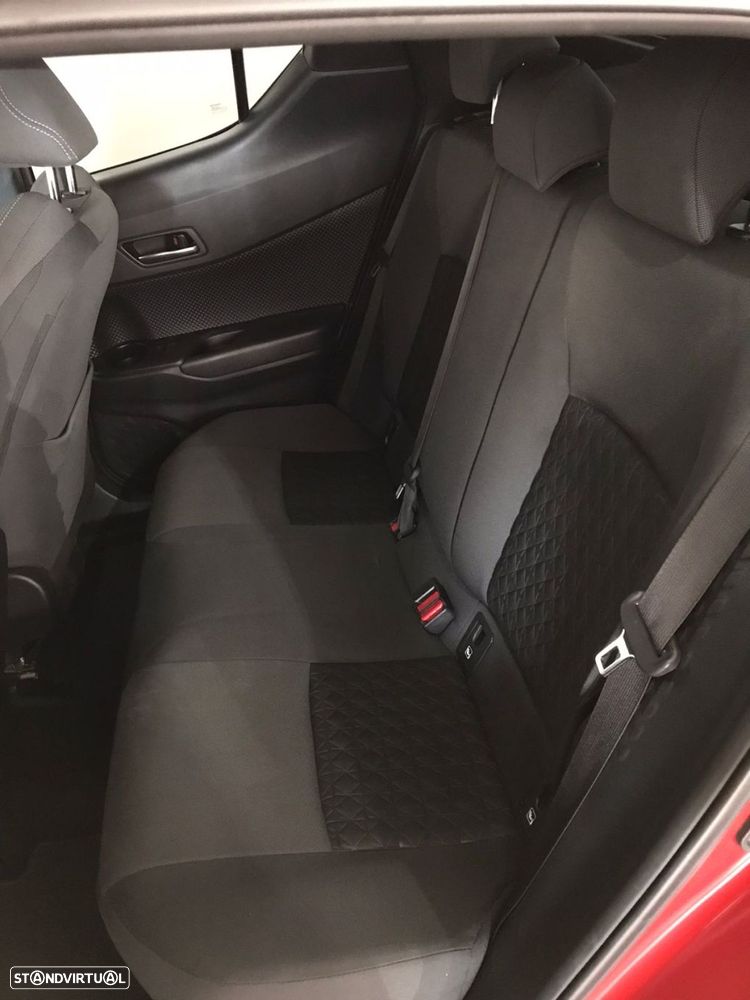 Toyota C-HR 1.8 Hybrid Square Collection - 12