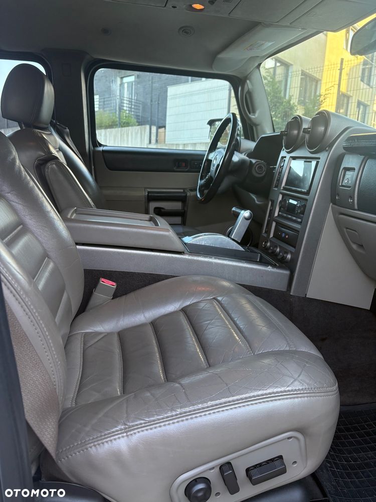 Hummer H2 - 18