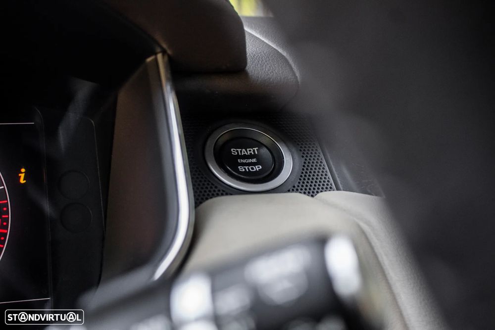 Land Rover Range Rover Sport P400e HSE - 23