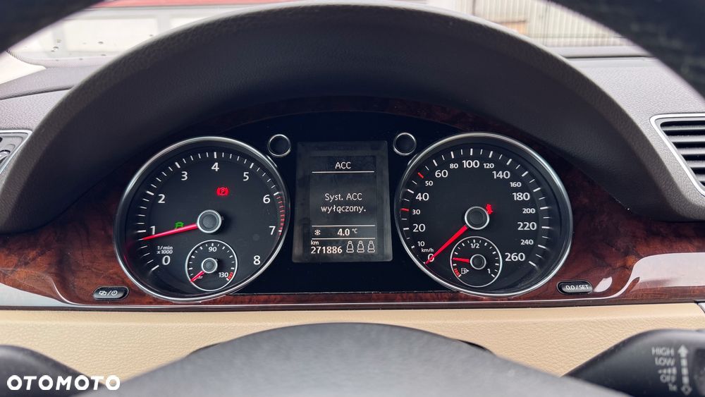 Volkswagen Passat 1.8 TSI Highline DSG - 11