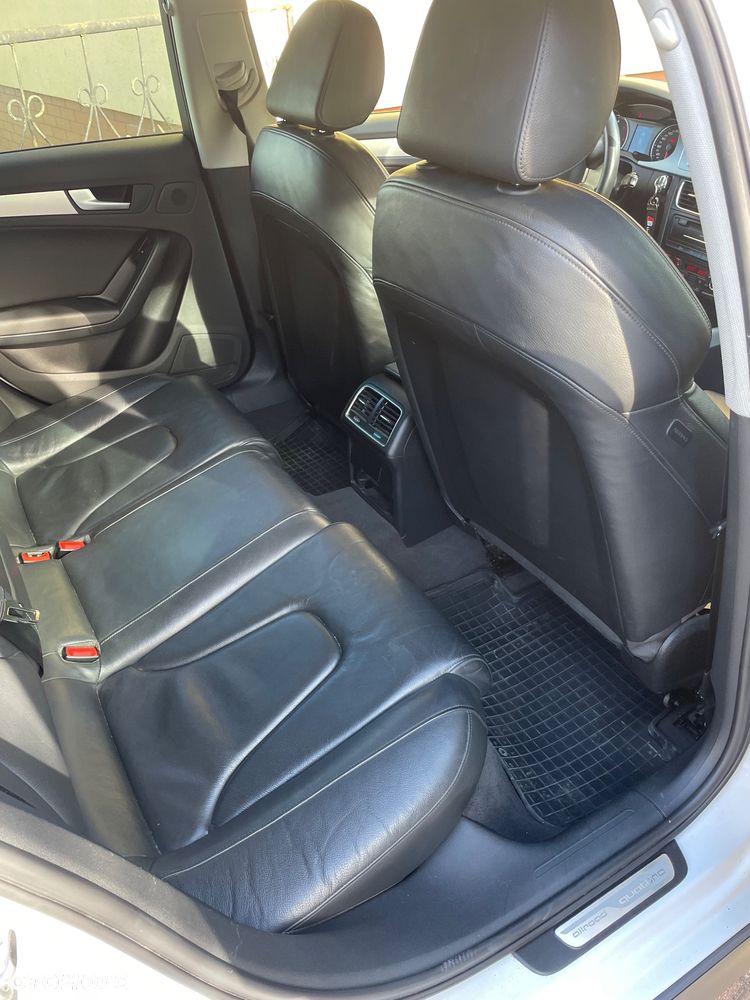 Audi A4 Allroad 2.0 TDI Quattro - 12