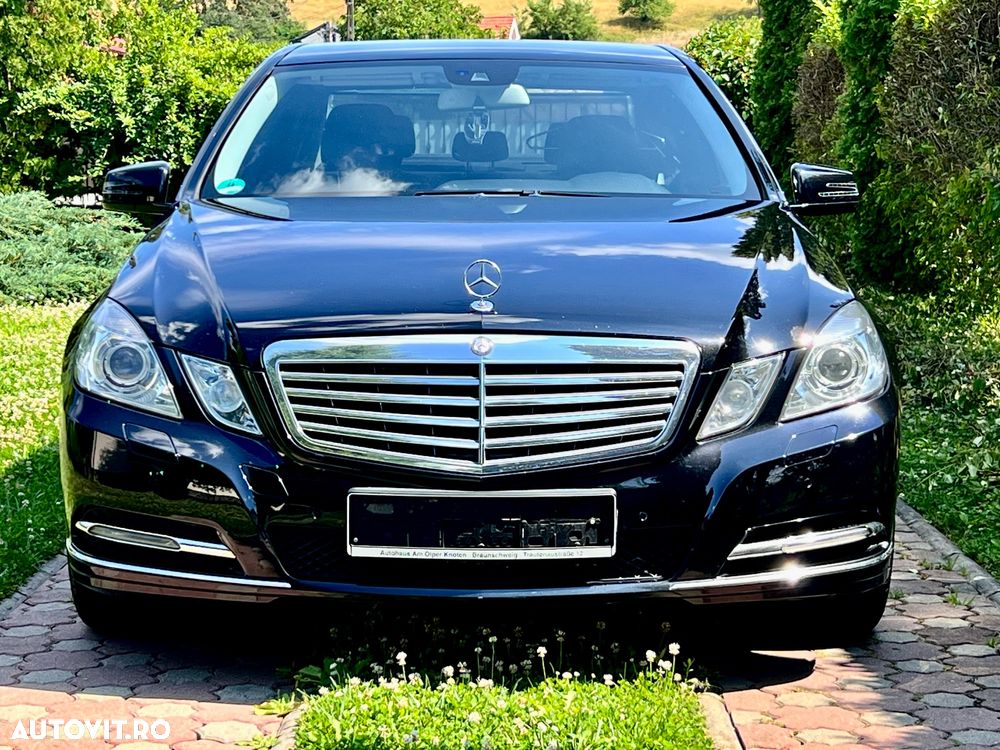 Mercedes-Benz E 300 BlueTEC HYBRID 7G-TRONIC Elegance - 12