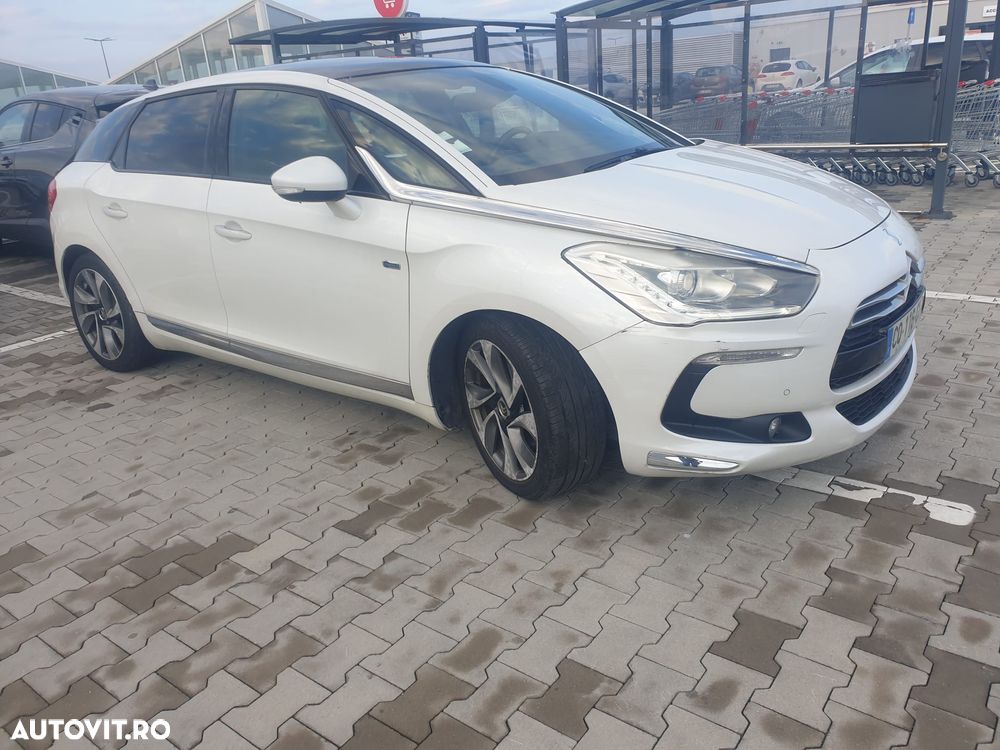 Citroën DS5 Hybrid4 EGS6 SoChic - 2