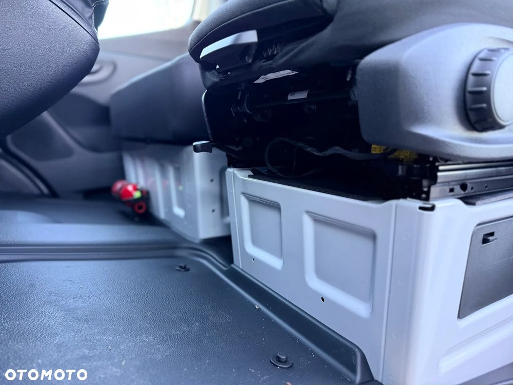 Mercedes-Benz Sprinter 317 CDI - 12