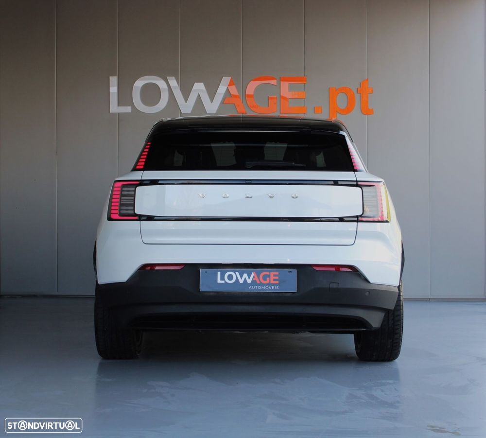 Volvo EX30 69 kWh Single Motor Extended Range Plus - 24