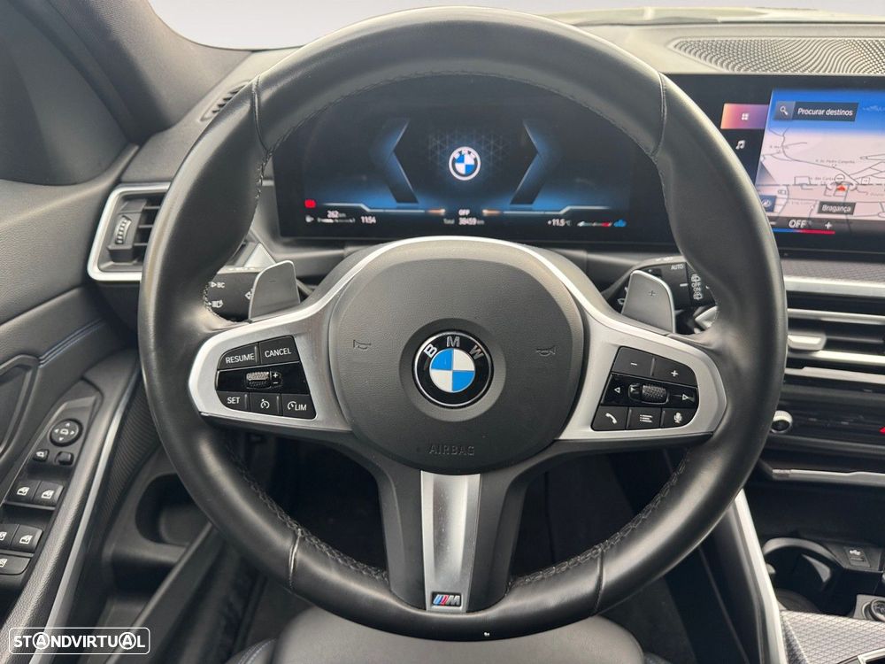 BMW 320 d Touring Pack Desportivo M Auto - 12
