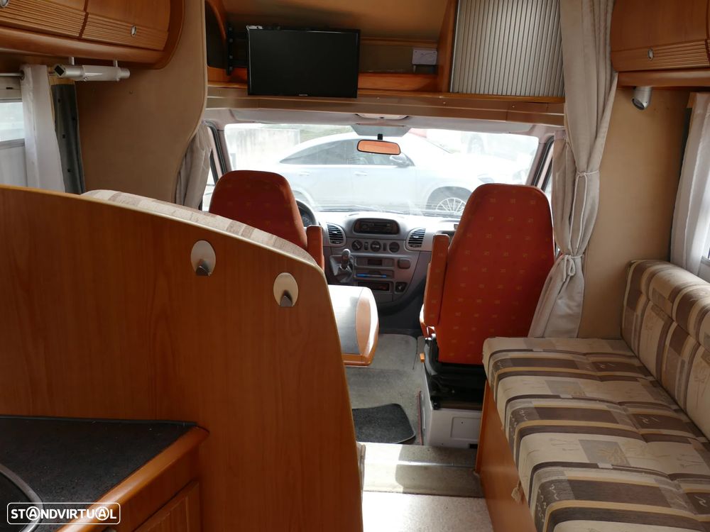 Pilote Pacific 72 Autosuficiente c/ gerador etanol - 38