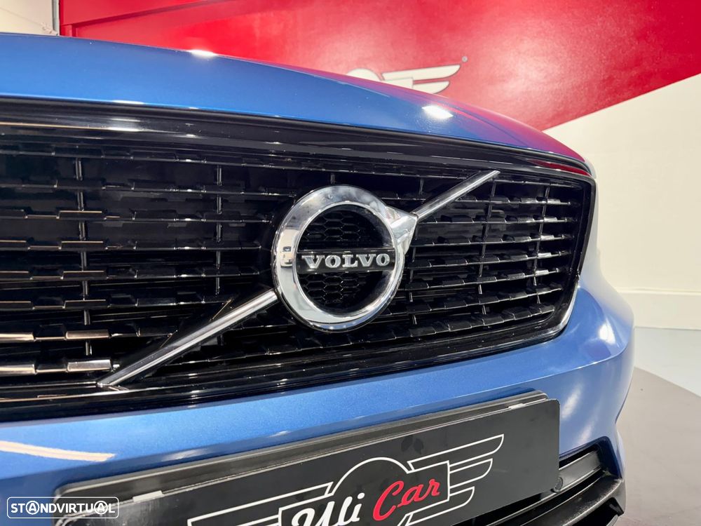 Volvo XC 40 2.0 D3 R-Design Geartronic - 22