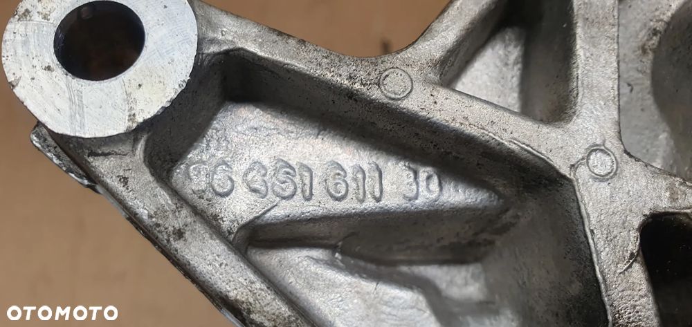 Łapa poduszka silnika Citroen C5 III 2.0 HDI 9645161180 - 5