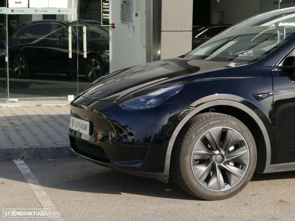 Tesla Model Y Standard - 4