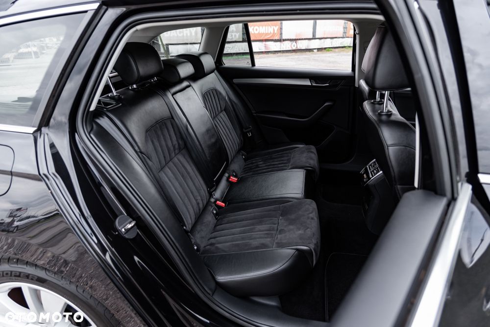 Skoda Superb 2.0 TDI Style DSG - 34